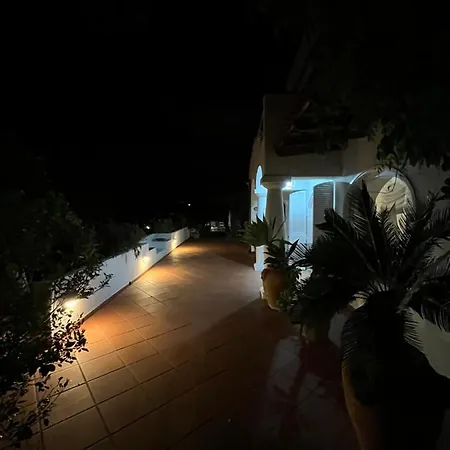 Villa Enaria *